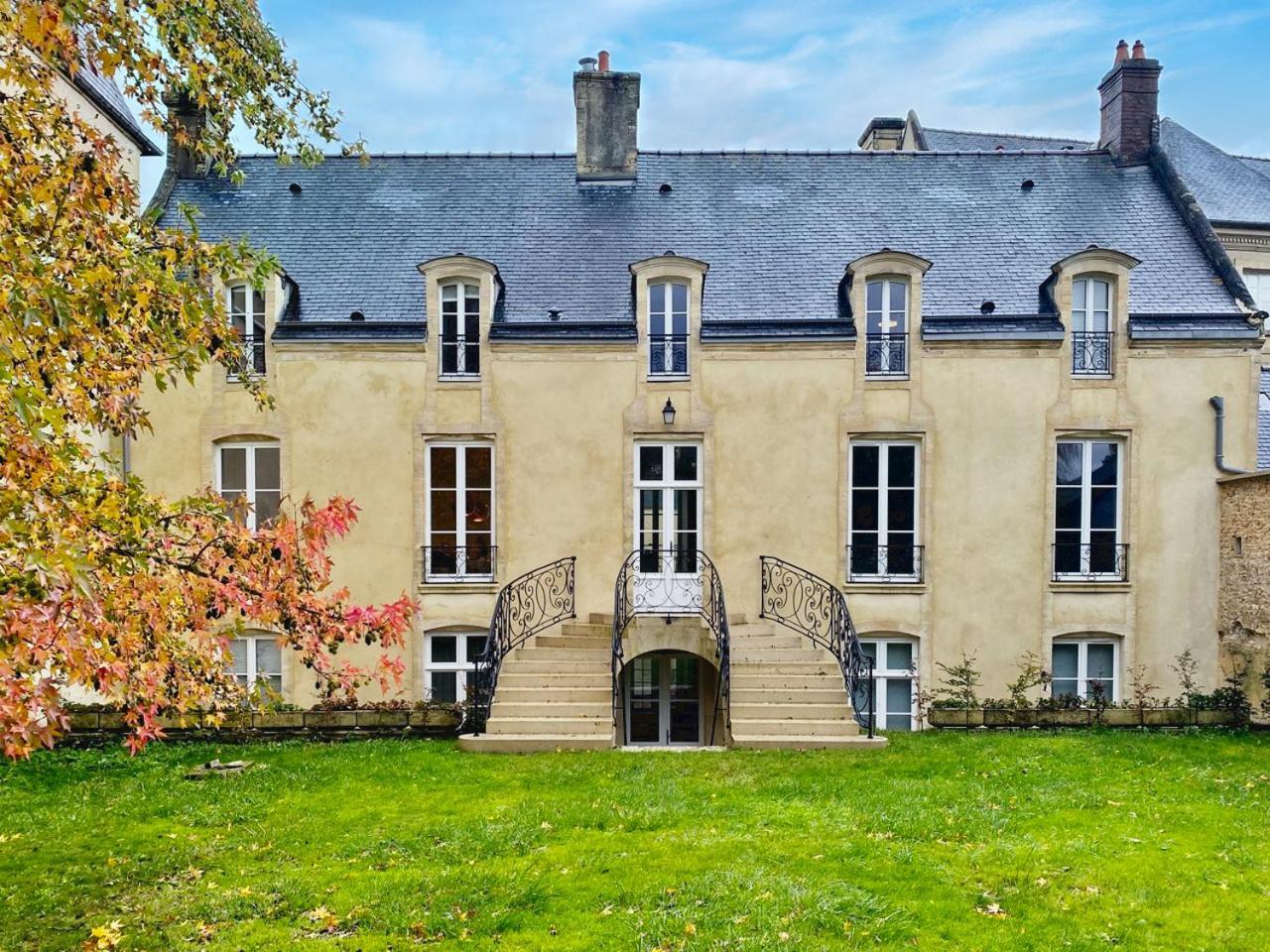 Bayeux, Normandy, Private Mansion, 17Th-18Th Century, In The City Экстерьер фото