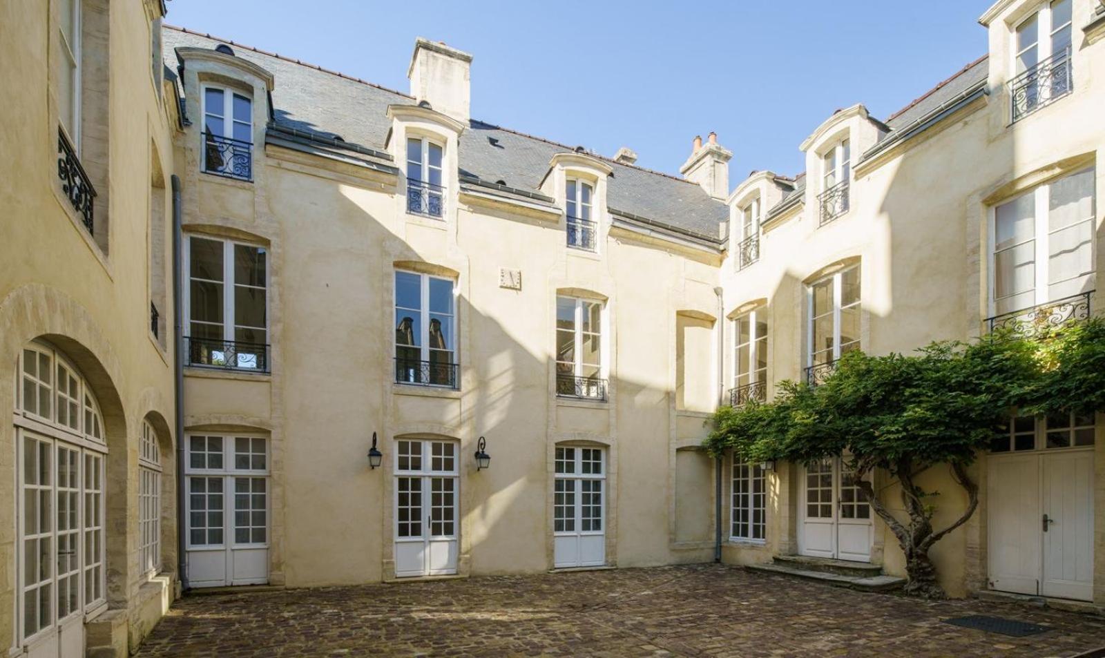 Bayeux, Normandy, Private Mansion, 17Th-18Th Century, In The City Экстерьер фото